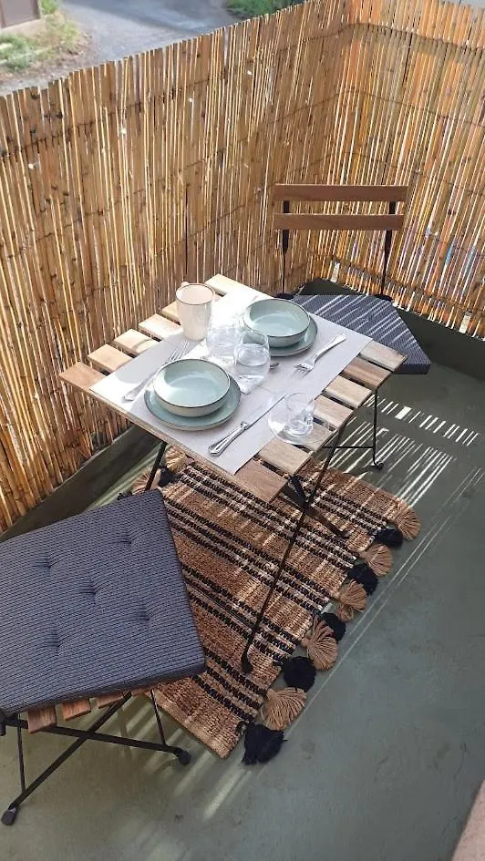 Apartment Le Colibri - Studio Paisible Et Raffine Au Sud D'Aix Aix-en-Provence